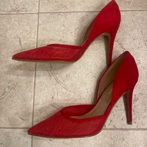 Brand new red pumps